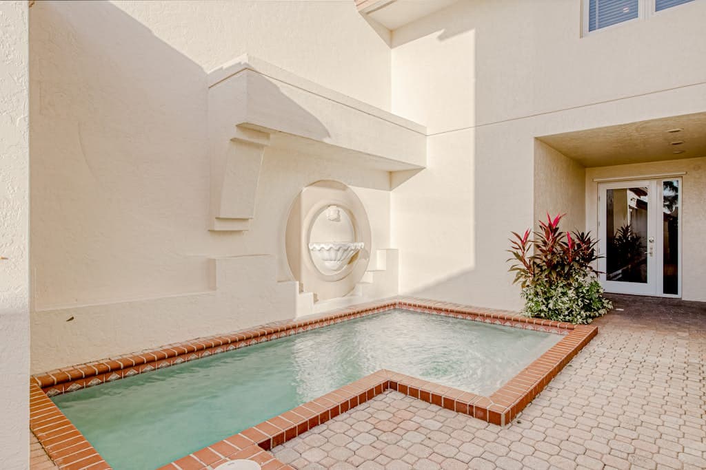 Highland Beach Palace, StaySouth vacation rental